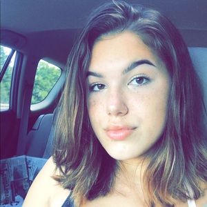 Meet your Posher, Phoenix